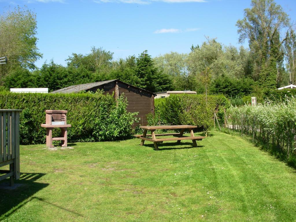 Camping-Caravaning De La Molliere Groffliers Quarto foto